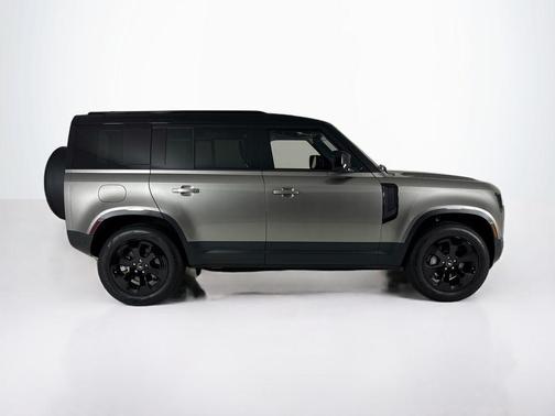 2025 Land Rover Defender P400 S