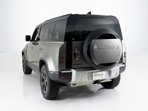 2025 Land Rover Defender P400 S