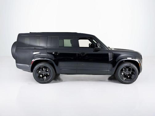 2025 Land Rover Defender P300 S
