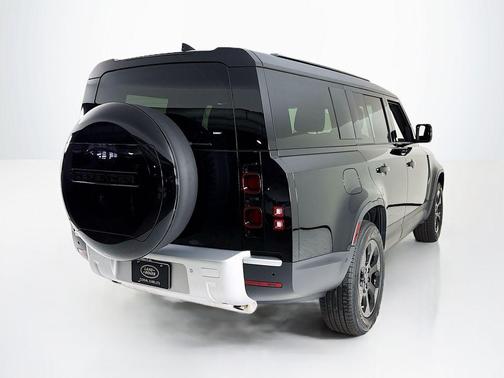2025 Land Rover Defender P300 S