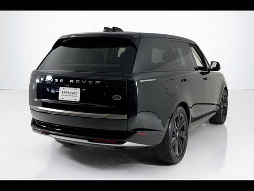 2023 Land Rover Range Rover P400 SE