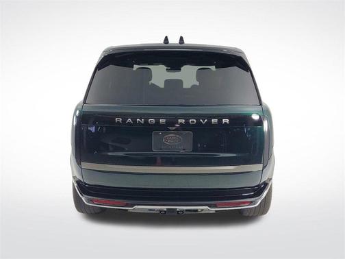 2025 Land Rover Range Rover P530 SE 7 Seat