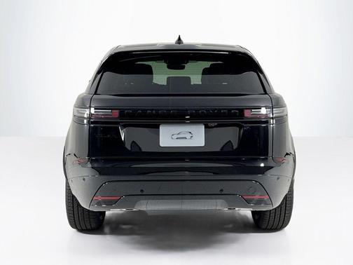 2026 Land Rover Range Rover Velar P400 Dynamic SE