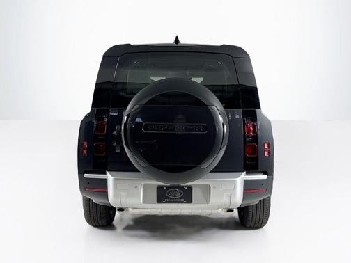 2025 Land Rover Defender P300 S