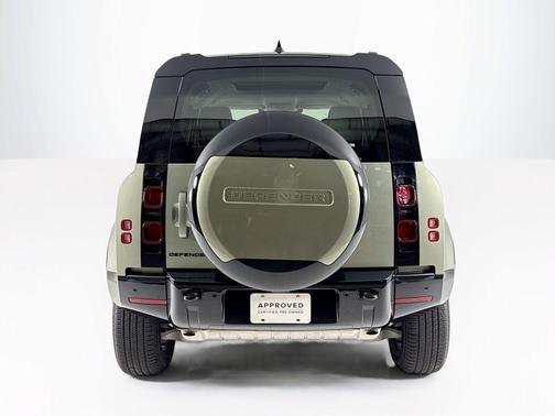 2025 Land Rover Defender P400 X-Dynamic SE