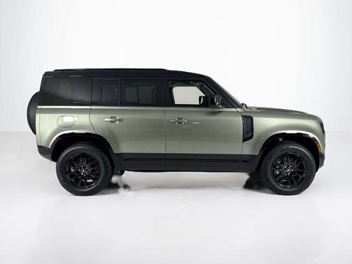2025 Land Rover Defender P400 X-Dynamic SE