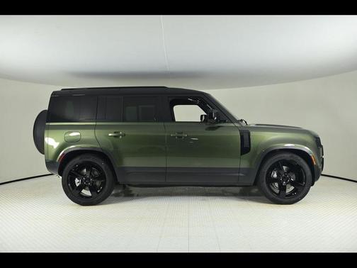 2026 Land Rover Defender S