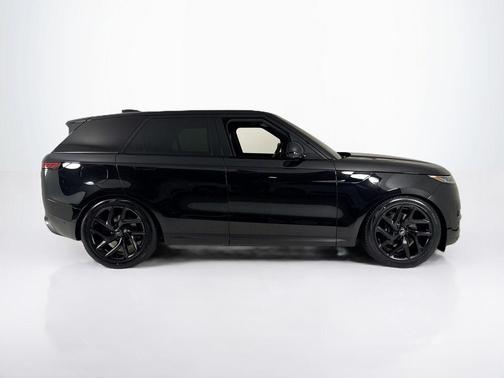2023 Land Rover Range Rover Sport SE