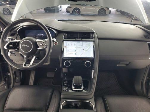 2022 Jaguar E-PACE SE