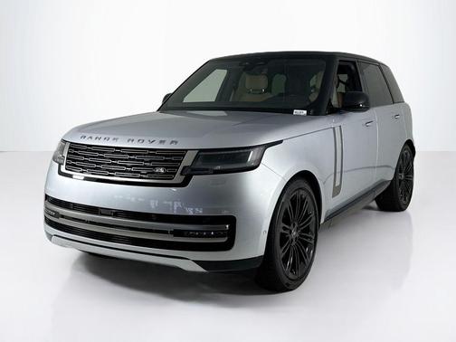 2025 Land Rover Range Rover P400 SE