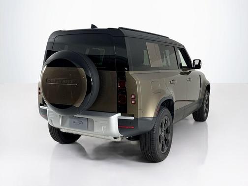 2025 Land Rover Defender P300