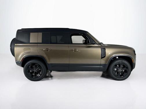 2025 Land Rover Defender P300