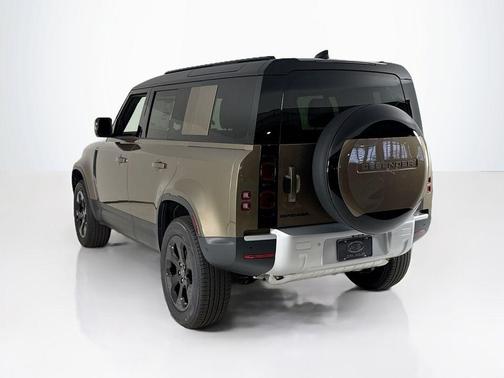 2025 Land Rover Defender P300