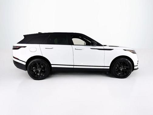 2026 Land Rover Range Rover Velar Dynamic SE