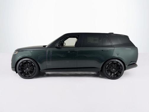 2025 Land Rover Range Rover P400 SE 7 Seat