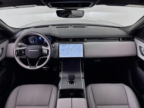 2026 Land Rover Range Rover Velar P250 Dynamic SE