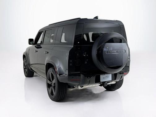 Carpathian Grey 2026 Land Rover Defender P400 X-Dynamic SE