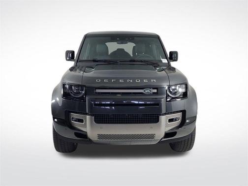 2025 Land Rover Defender P500 X-Dynamic SE