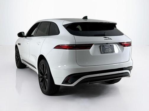 2025 Jaguar F-PACE P250 R-Dynamic S