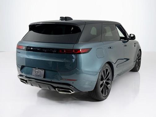 2025 Land Rover Range Rover Sport P460 Dynamic SE