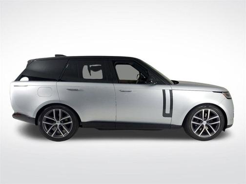 2025 Land Rover Range Rover P550e SE