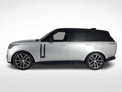 2025 Land Rover Range Rover P550e SE