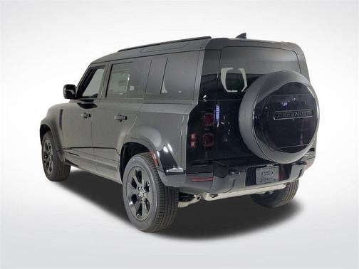 2025 Land Rover Defender P400 X-Dynamic SE
