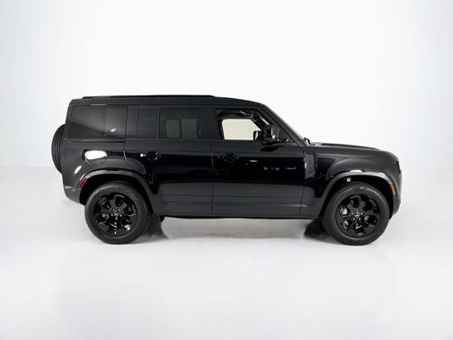 2024 Land Rover Defender P400 S