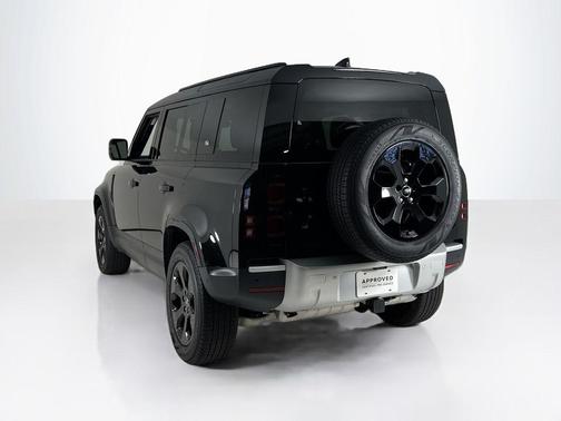 2024 Land Rover Defender P400 S