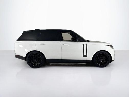 2023 Land Rover Range Rover P530 SE