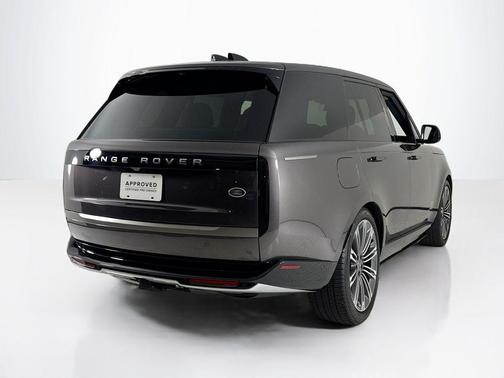 2023 Land Rover Range Rover P400 SE