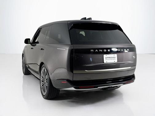 2023 Land Rover Range Rover P400 SE