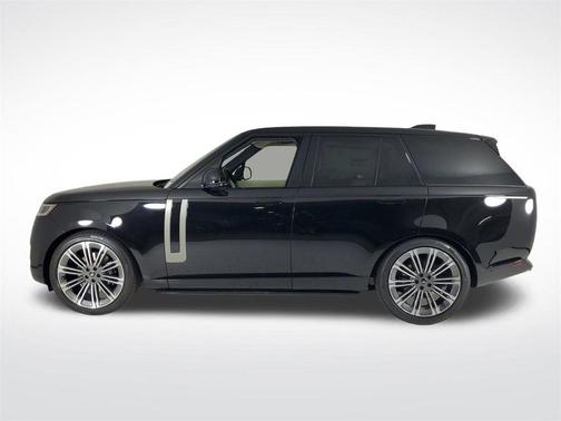 2025 Land Rover Range Rover P400 SE