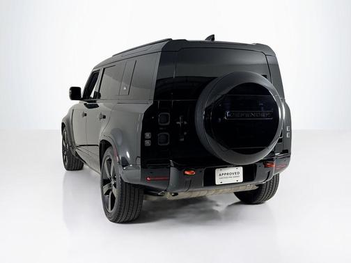 2024 Land Rover Defender P400 X