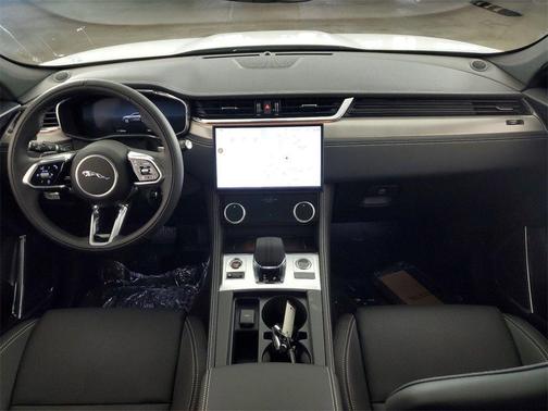 2025 Jaguar F-PACE P250 R-Dynamic S