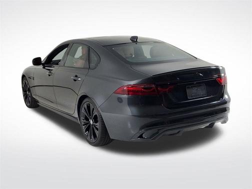 2024 Jaguar XF R-Dynamic SE