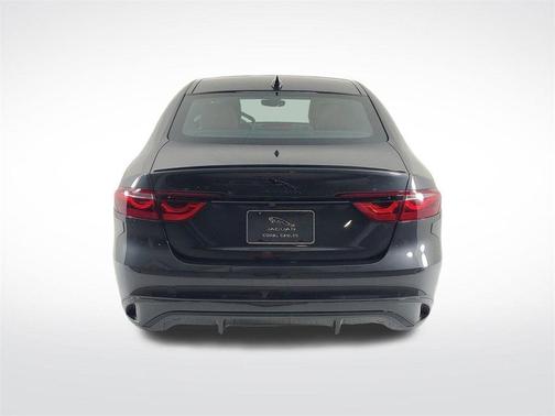 2024 Jaguar XF R-Dynamic SE