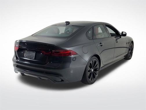 2024 Jaguar XF R-Dynamic SE