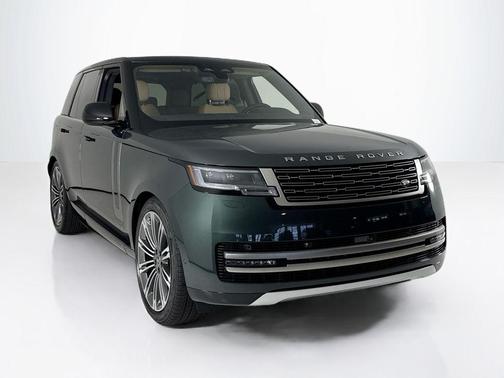 2025 Land Rover Range Rover P400 SE