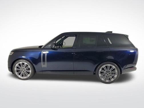 2025 Land Rover Range Rover P400 SE