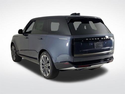 2025 Land Rover Range Rover P530 SE