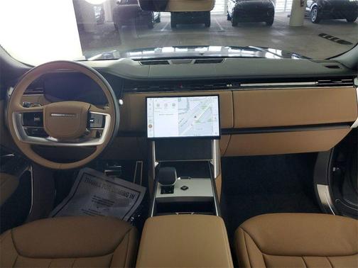 2025 Land Rover Range Rover P530 SE
