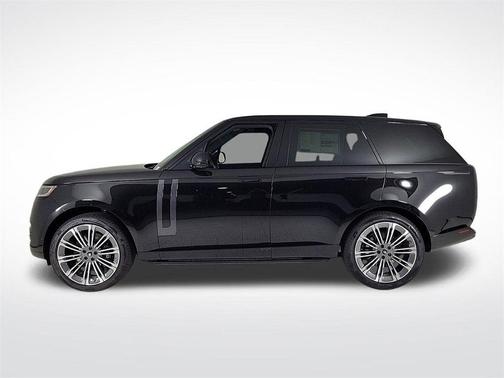 2025 Land Rover Range Rover P530 SE