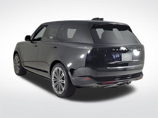 2025 Land Rover Range Rover P530 SE