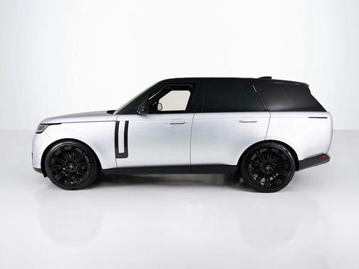 2025 Land Rover Range Rover P530 SE