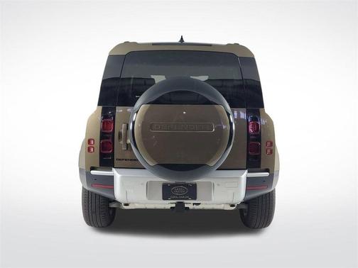 2025 Land Rover Defender P300
