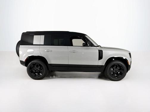 2026 Land Rover Defender P400 X-Dynamic SE
