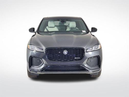 2025 Jaguar F-PACE P250 R-Dynamic S
