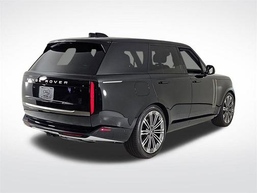 2025 Land Rover Range Rover P400 SE