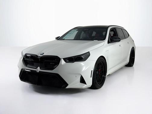 Alpine White 2026 BMW M5 Base